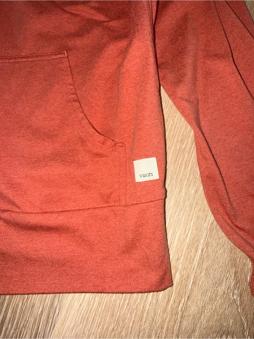 Vuori Women's Halo Performance 2.0 - Picture 3 of 3
